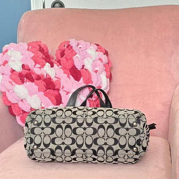 Coach Black And Gray Signature Print Jacquard Satchel - Picture 2 of 7